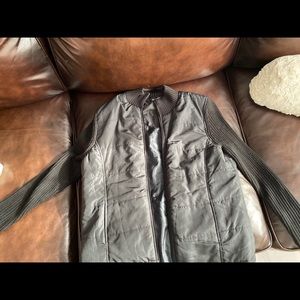 Light weight jacket